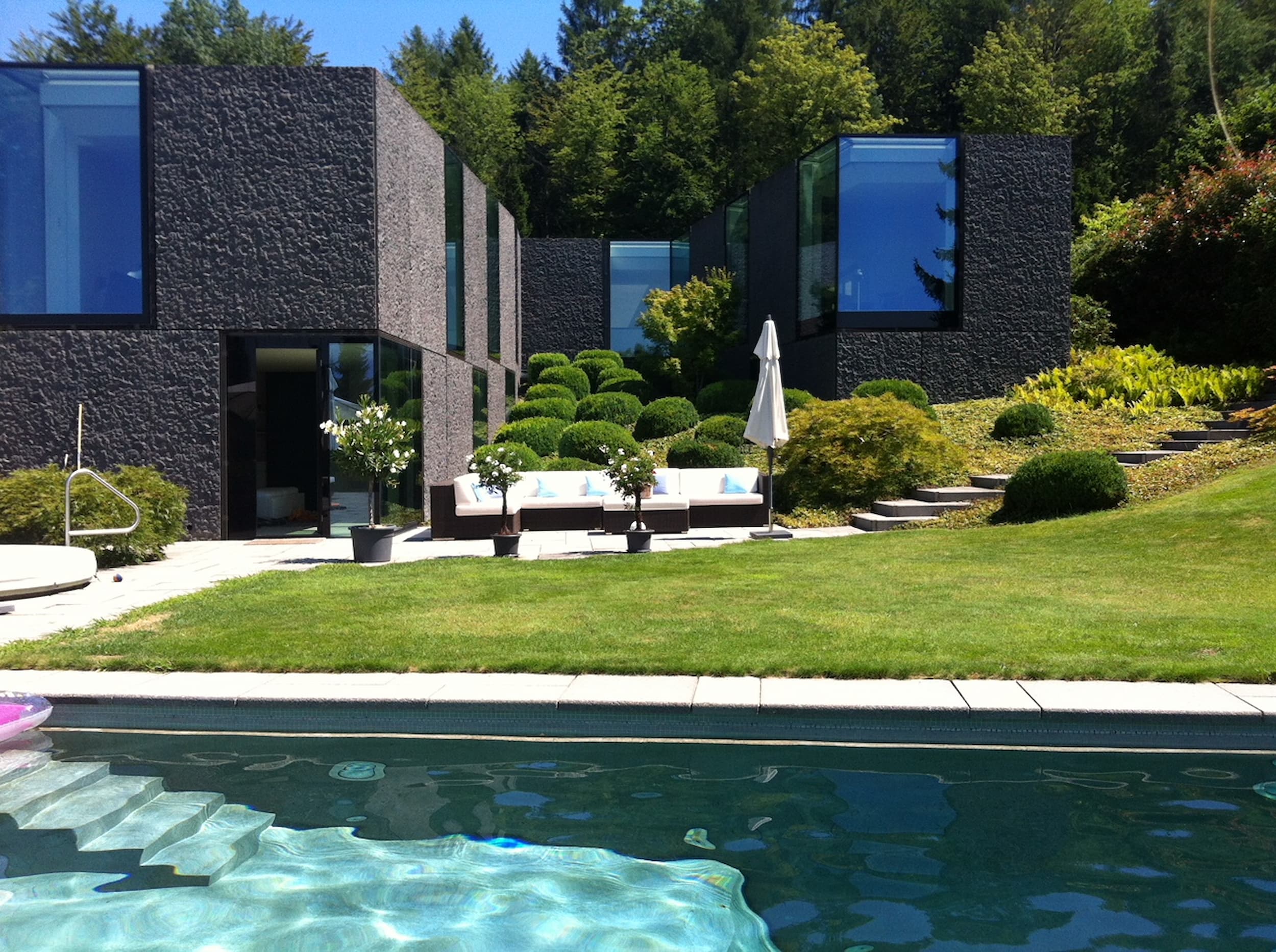 DESIGNER VILLA IN SWITZERLAND